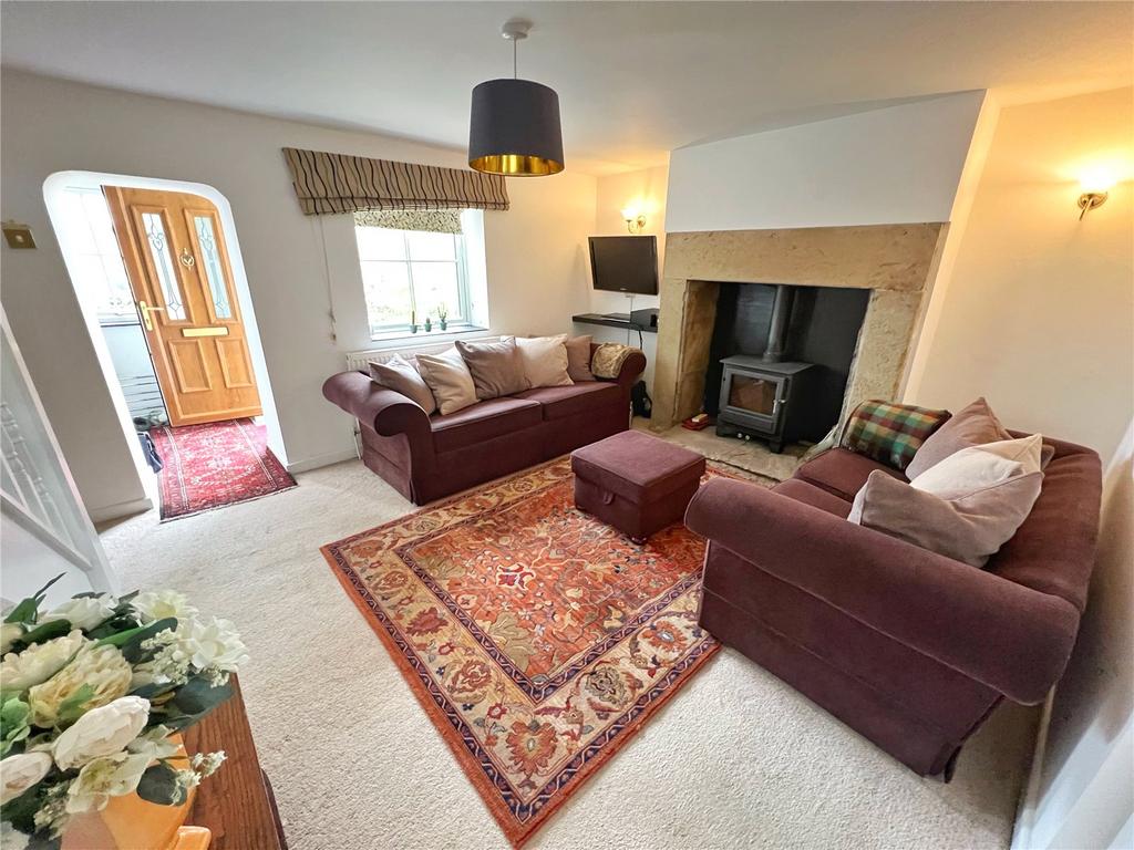 Luzley Road, Mossley Cross, Mossley, OL5 2 bed semidetached house for