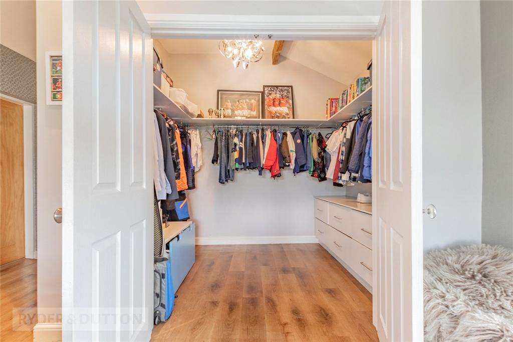 Walk In Wardrobe