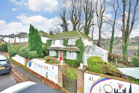 42 Tillingdown Hill, Caterham, CR3 6QL