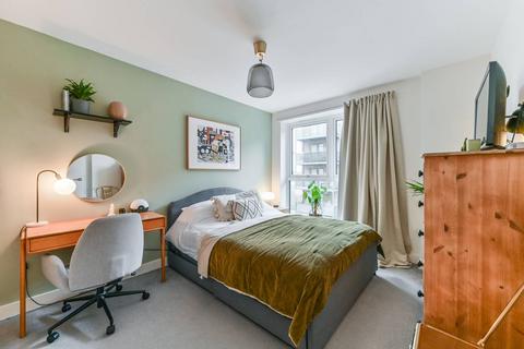 1 bedroom flat for sale, Apple Yard, Anerley, London, SE20