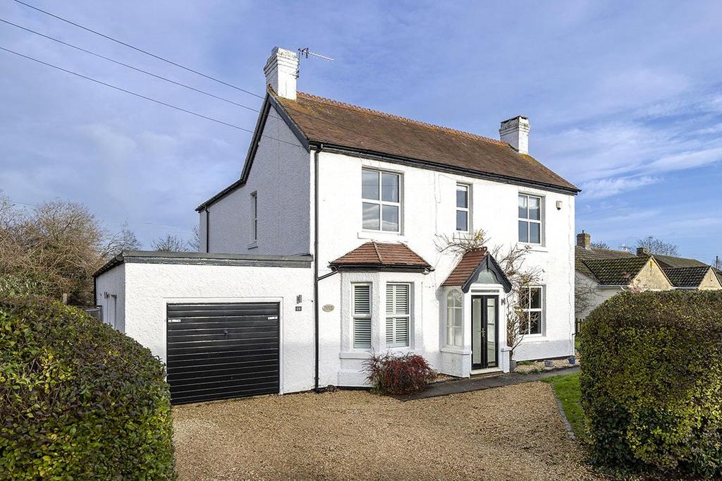 Badsey Fields Lane, Badsey, Worcestershire, WR11 4 bed detached house