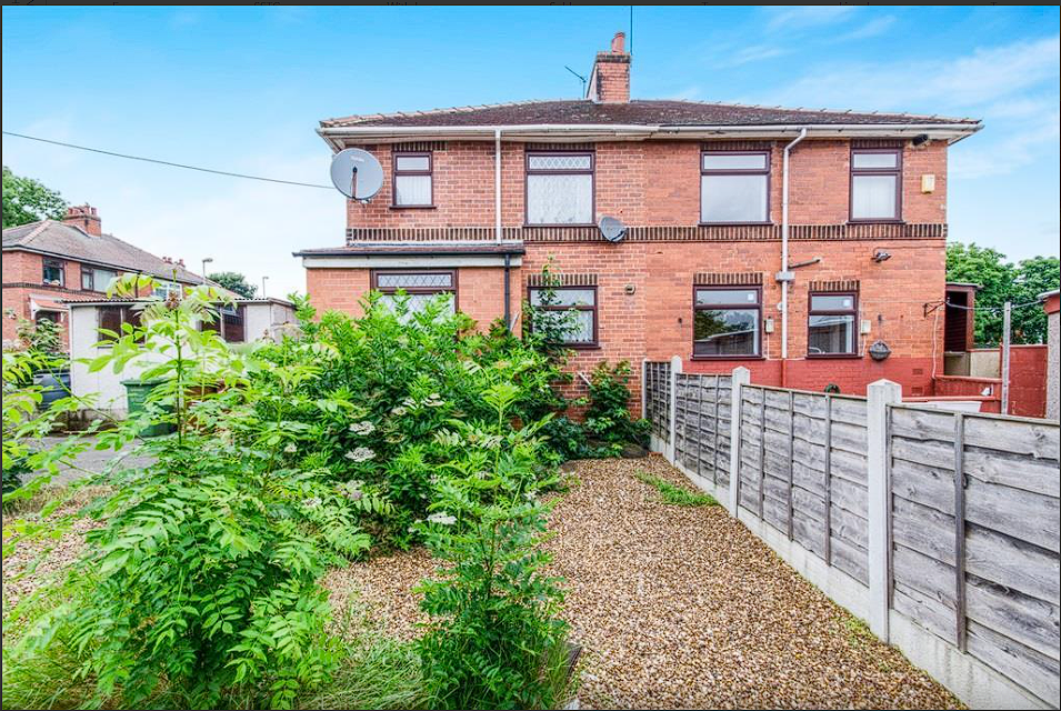 Victoria Street, Outwood WF1 3 bed semidetached house for sale £175,000