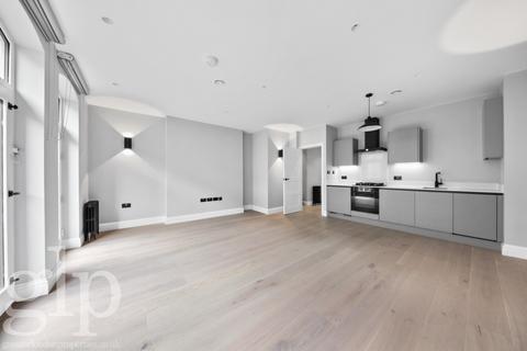 1 bedroom apartment to rent, Shaftesbury Avenue, Soho,  W1D
