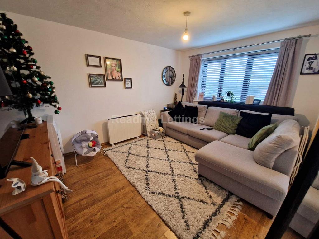 Knossington Close, Lower Earley 1 bed flat £1,100 pcm (£254 pw)