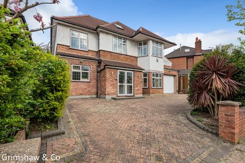 4 Birkdale Road, London, W5 1JZ