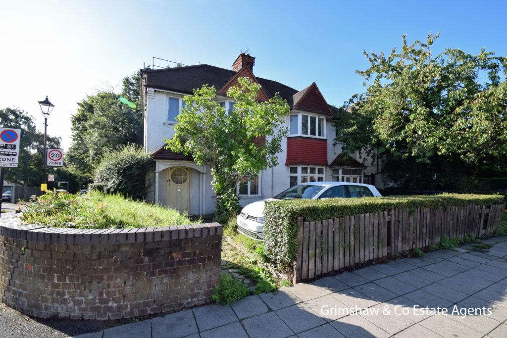 Gunnersbury Lane, Near Gunnersbury Park, W3 8 bed detached house for