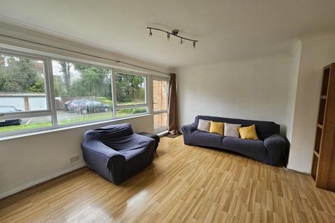 2 bedroom flat for sale, Kingston Court , Four Oaks, Sutton Coldfield