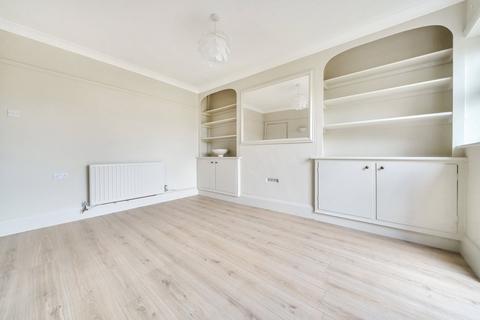 10 Croft Road, Godalming, GU7 1BY