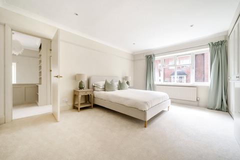 10 Croft Road, Godalming, GU7 1BY