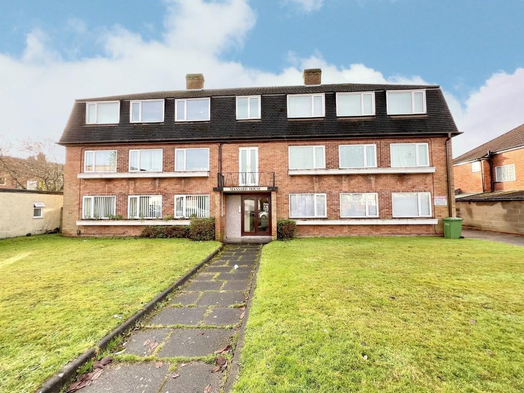Mansard House, Newborough Road, Shirley 2 bed flat for sale £170,000