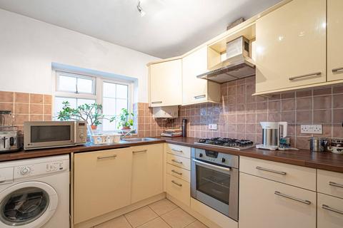 2 bedroom maisonette for sale - Page Meadow, Mill Hill, London, NW7