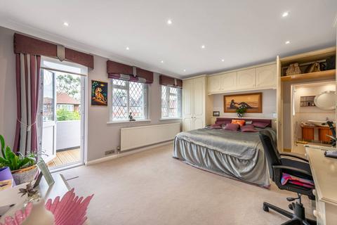 5 bedroom house to rent, Manor House Drive, Brondesbury, London, NW6