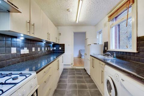 4 bedroom terraced house to rent, Farrant Avenue, N22, Wood Green, London, N22