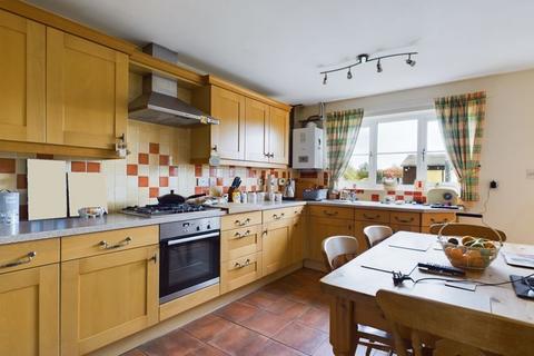 3 bedroom link detached house for sale, Tennyson Gardens, Horncastle