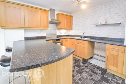 2 bedroom apartment to rent, Fern Court, Woodlaithes Village