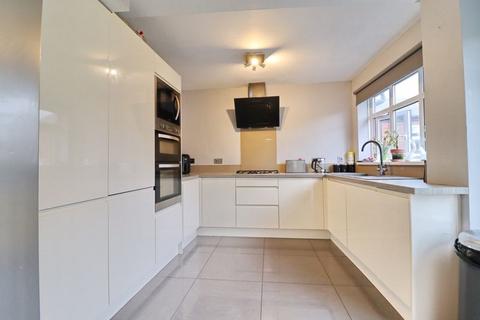 4 bedroom semi-detached house for sale, Broadway, Manchester M28
