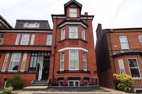 1 bedroom apartment for sale, Victoria Crescent, Manchester M30