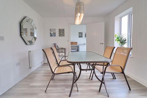 16 Cranleigh Drive, Worsley, Manchester, M28 7ET