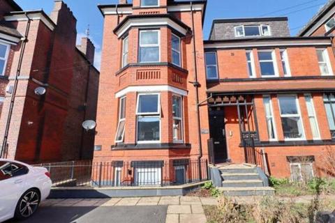 1 bedroom flat for sale, Victoria Crescent, Manchester M30