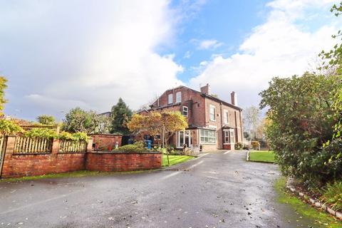 5 bedroom semi-detached house for sale, Worsley Road, Manchester M27