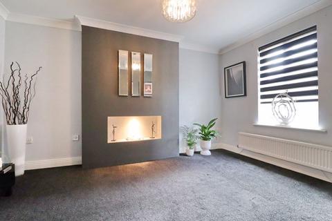 15 Anderby Walk, Westhoughton, Bolton, BL5 3BW