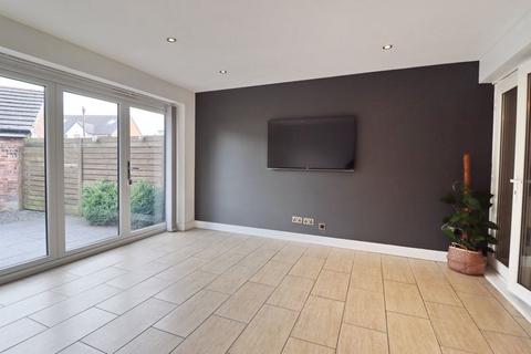 15 Anderby Walk, Westhoughton, Bolton, BL5 3BW