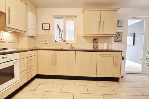 15 Anderby Walk, Westhoughton, Bolton, BL5 3BW