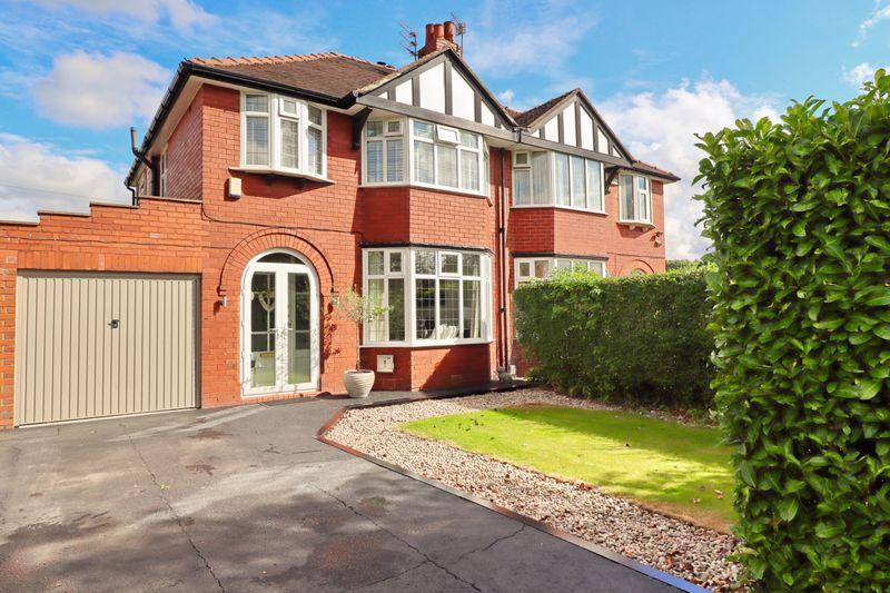 Broadway, Manchester M28 3 bed semidetached house for sale £475,000