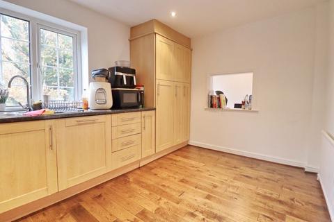 342 Manchester Road, Worsley, Manchester, M28 3WE