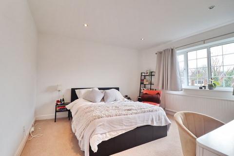 342 Manchester Road, Worsley, Manchester, M28 3WE