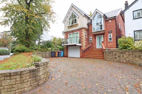 2 bedroom detached house for sale - Worsley Road, Manchester M28