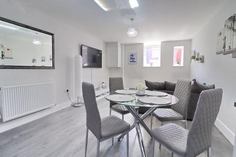 3 bedroom apartment for sale, Westminster Road, Manchester M28