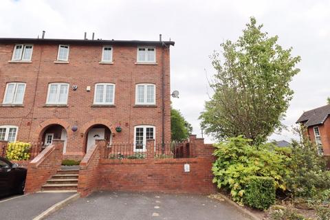 3 bedroom end of terrace house for sale, Oliver Fold Close, Manchester M28