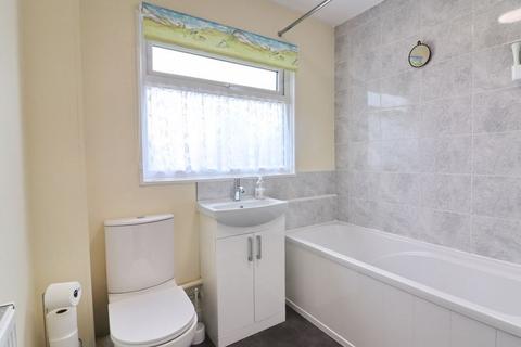 2 Greenoak Drive, Worsley, Manchester, M28 3QR