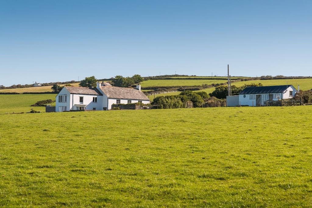 Farmhouse & Stables
