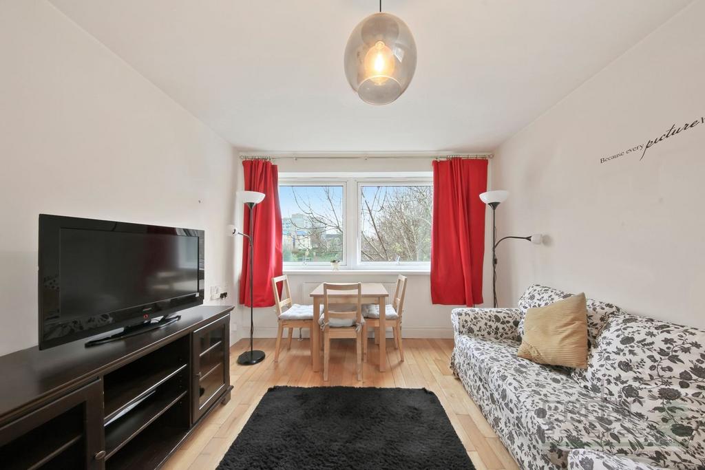 Apartment in Hilgrove Road - View 3