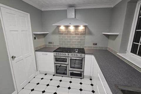 1 bedroom in a house share to rent, Tuckswood Lane - UFM