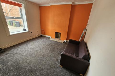 1 bedroom in a house share to rent, St Nicholas Street - UF