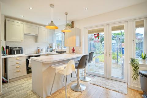 17 Alder Close, Eaton Ford, St Neots, PE19 7GQ