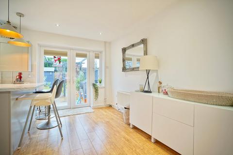 17 Alder Close, Eaton Ford, St Neots, PE19 7GQ