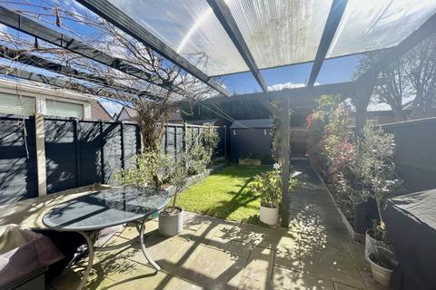 17 Alder Close, Eaton Ford, St Neots, PE19 7GQ