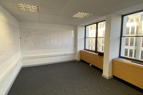 Office to rent - 100-101 Queens Road, Brighton BN1