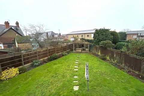 3 Forge Close, Bromley, BR2 7LP