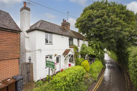 2 bedroom end of terrace house for sale, Plaxdale Green Road, Stansted TN15