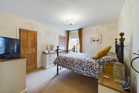 33 Castlegate, Scarborough, YO11 1QY