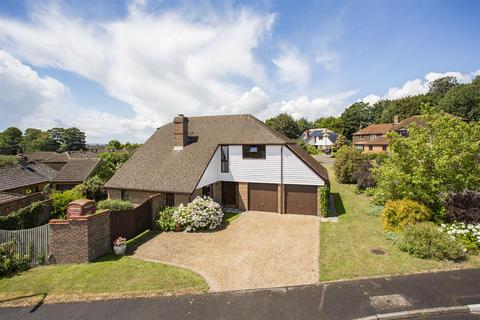4 bedroom detached house for sale, Court Meadow, Wrotham TN15