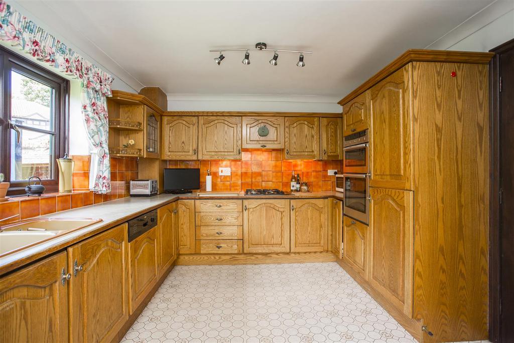 Kitchen Breakfast Room