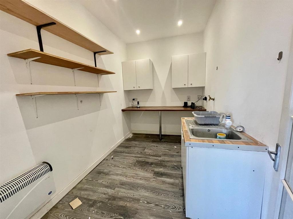 Kitchen to Commercial Unit