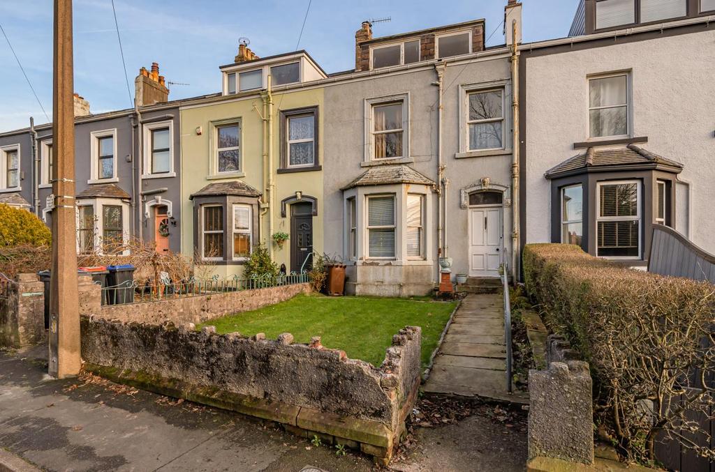 Egremont Road, Whitehaven CA28 5 bed townhouse for sale £150,000