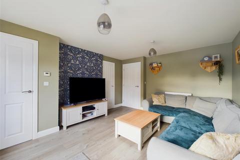 3 bedroom end of terrace house for sale, 15, Dove Road, Pickering, North Yorkshire, YO18 7UD